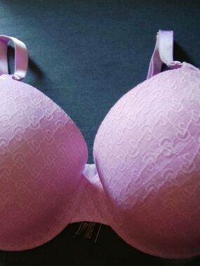 Victoria's Secret Light Pink Lace Full Covage Wired Bra